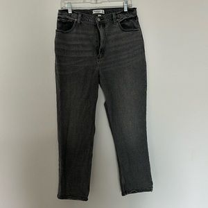 Abercrombie Curve Love Ultra High Rise Ankle Straight Jeans
